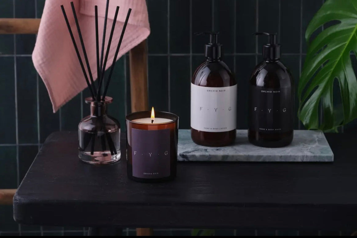 MEN'S TOILETRIES