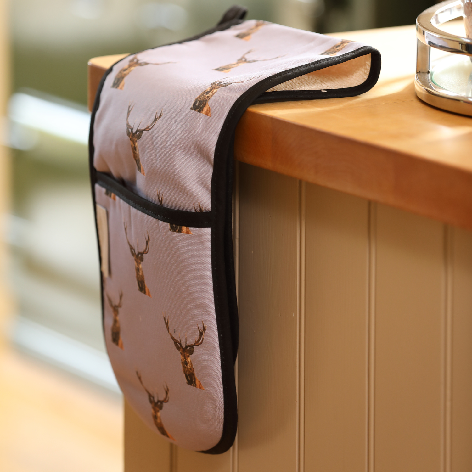 STAG DOUBLE OVEN GLOVE BY TRACEY COOPER