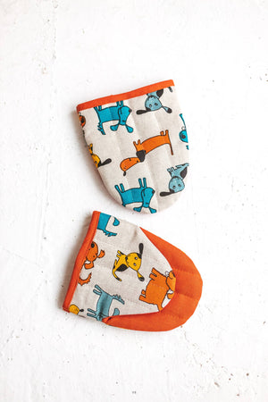 'DOGS' LINEN MINI OVEN GLOVE - ORANGE