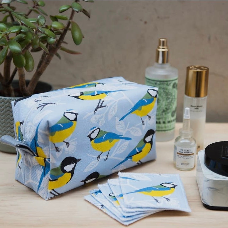 ANIMAL WASHBAG - BLUE TIT