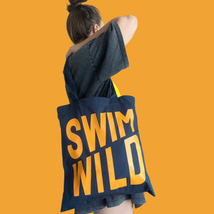 NAVY SWIM WILD TOTE