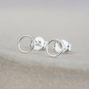 STERLING SILVER MINI GEO CIRCLE STUDS