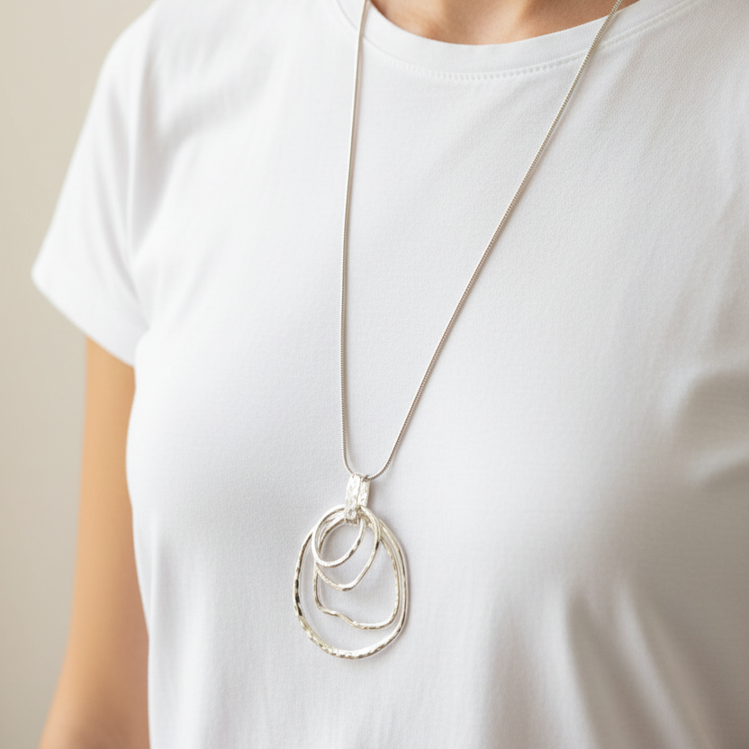 TEXTURED INTERLOCKING RING PENDANT LONG NECKLACE