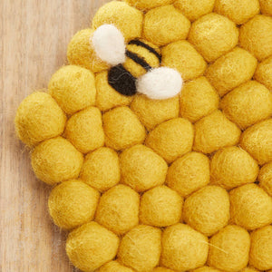 FELT BEE HEXAGON TRIVET