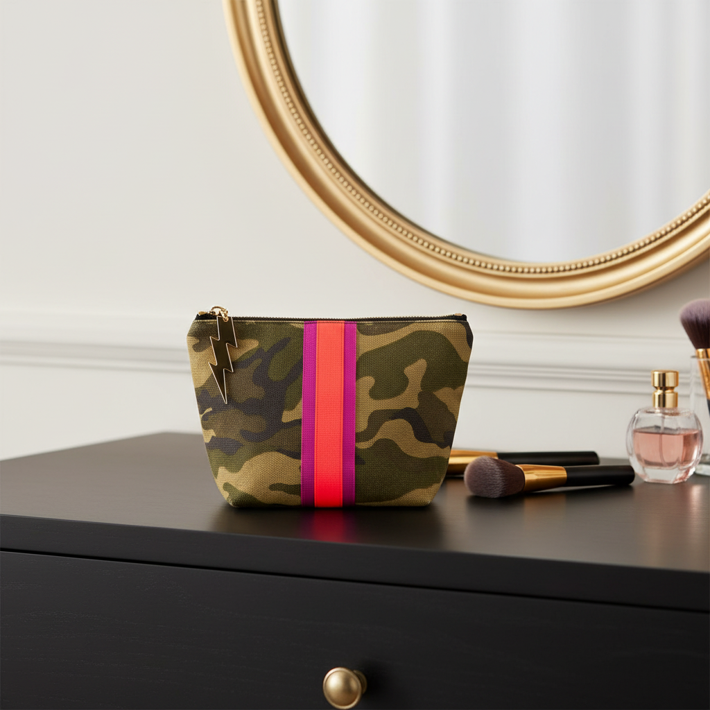 SMALL CAMO BAG – STYLISH MULTI-USE CLUTCH OR WASH BAG