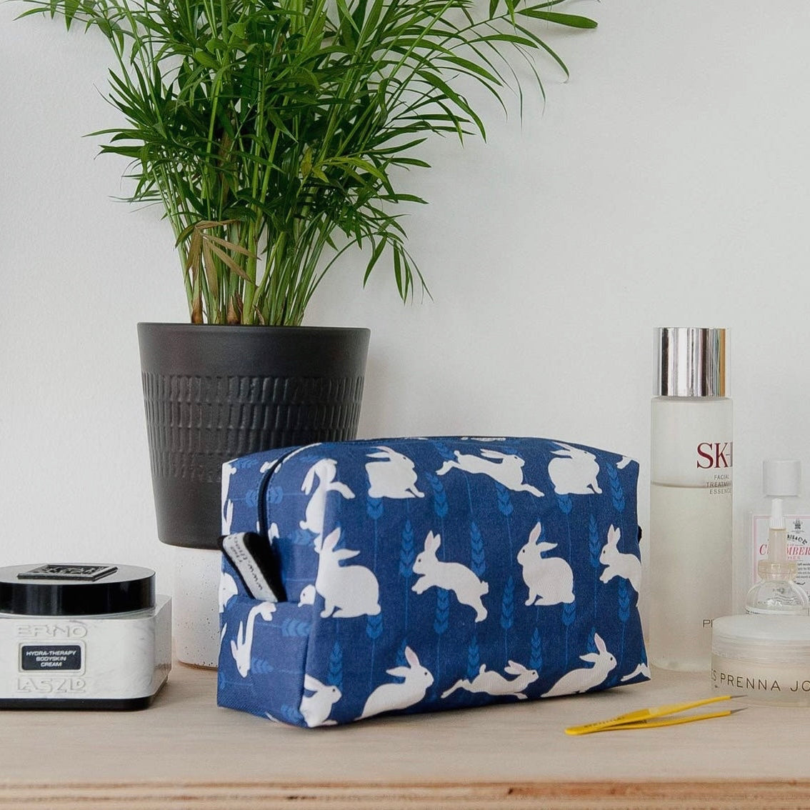 ANIMAL WASHBAG - RABBIT