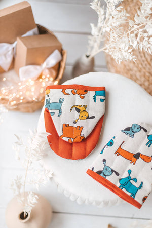 'DOGS' LINEN MINI OVEN GLOVE - ORANGE