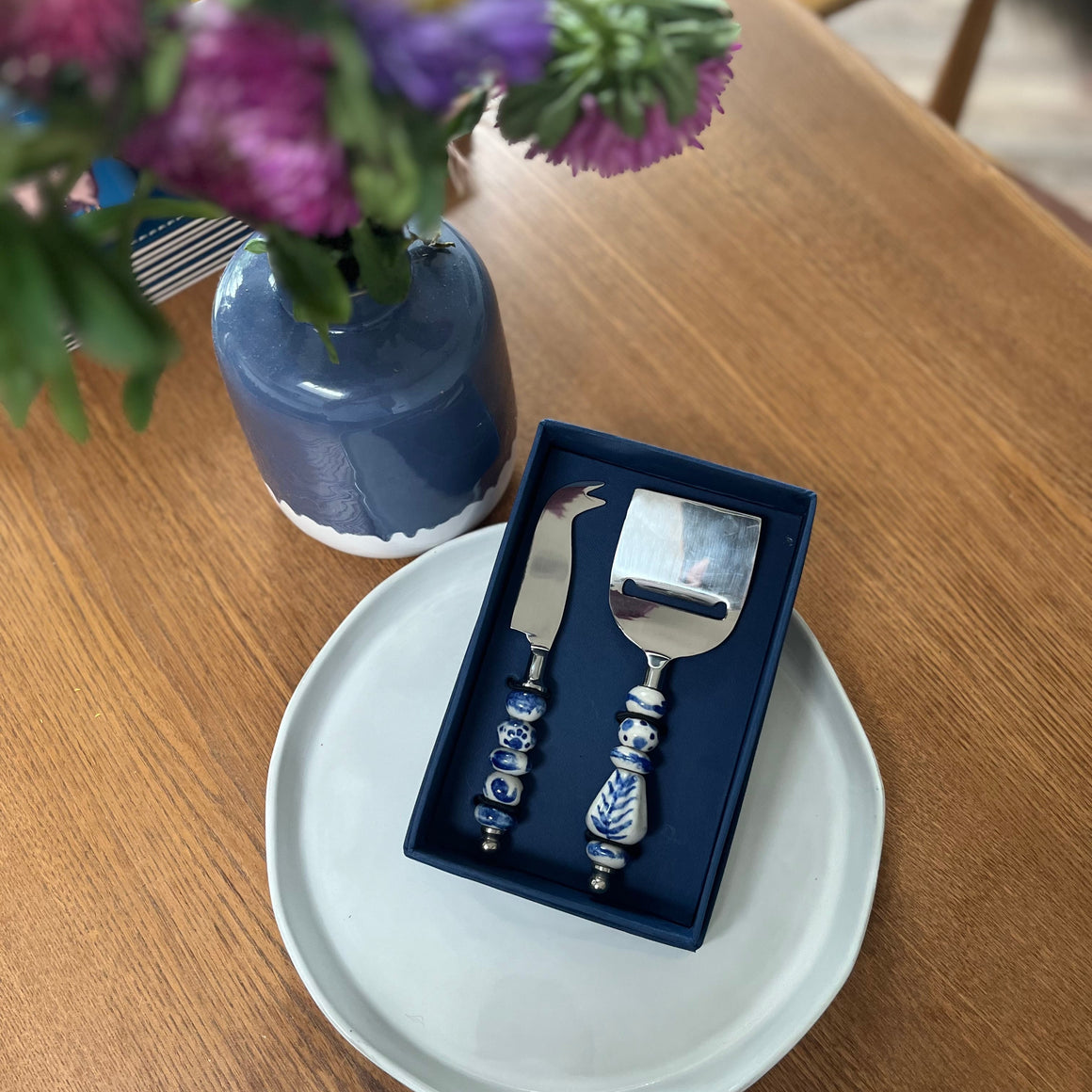 HAND CRAFTED CERAMIC CHEESE SET - Feather & Twigs