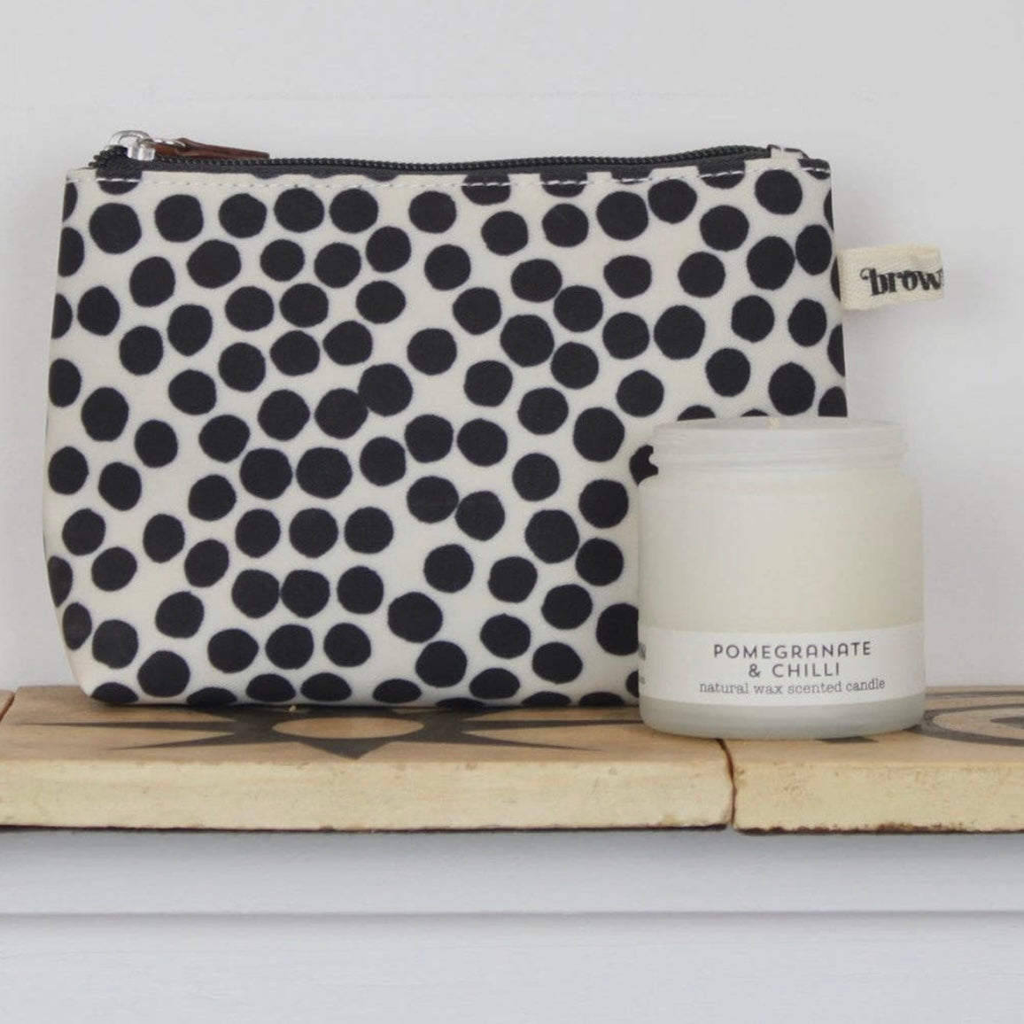 SPOT COSMETIC BAG BY BROWNSTONE - Feather & Twigs