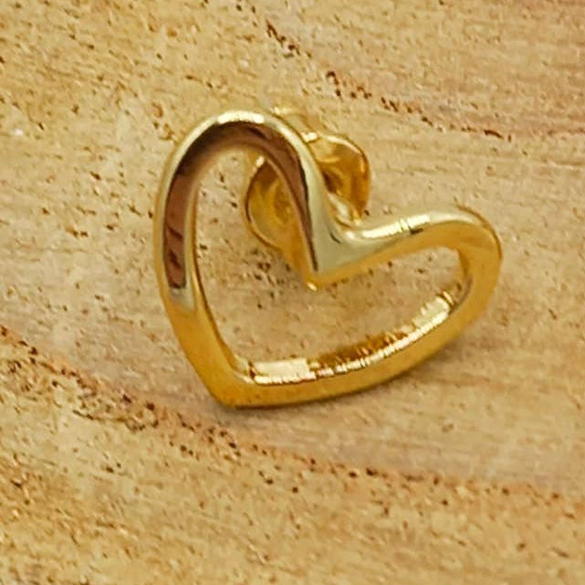 Hollow Heart Gold Stud Earring | Gold or Silver - Feather & Twigs