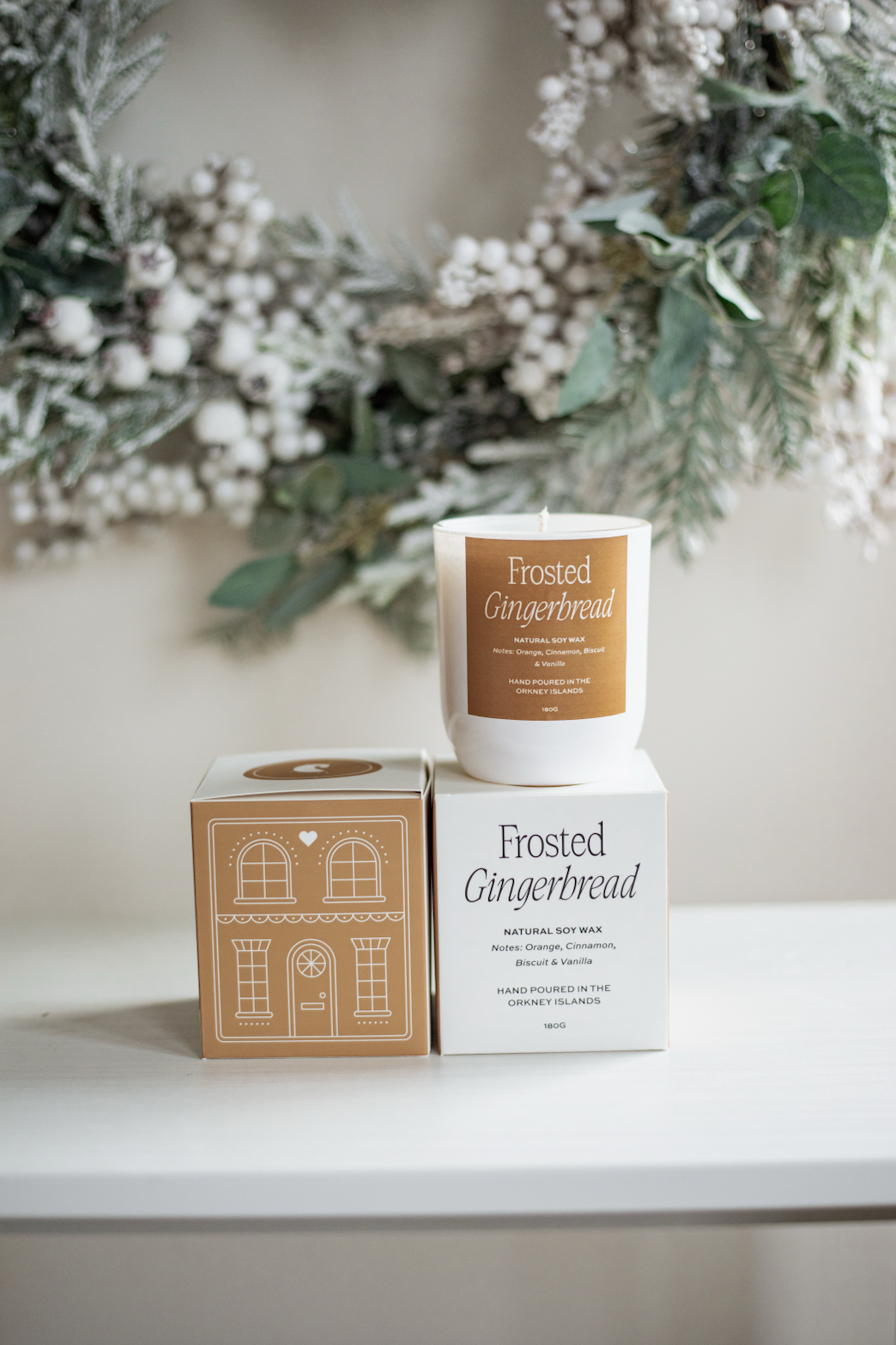 FROSTED GINGERBREAD HAND POURED CHRISTMAS FESTIVE JAR CANDLE