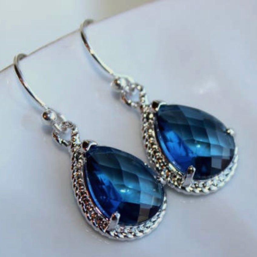 SAPPHIRE EARRINGS - NAVY BLUE & GOLD - Feather & Twigs