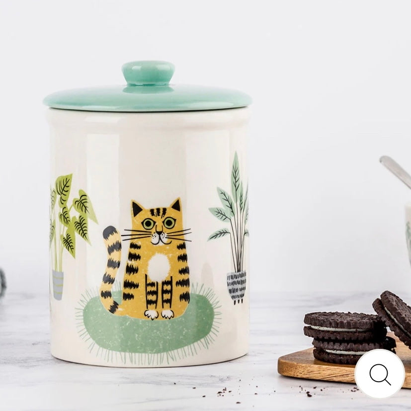 CAT OR DOG STORAGE JAR BY HANNAH TURNER - Feather & Twigs