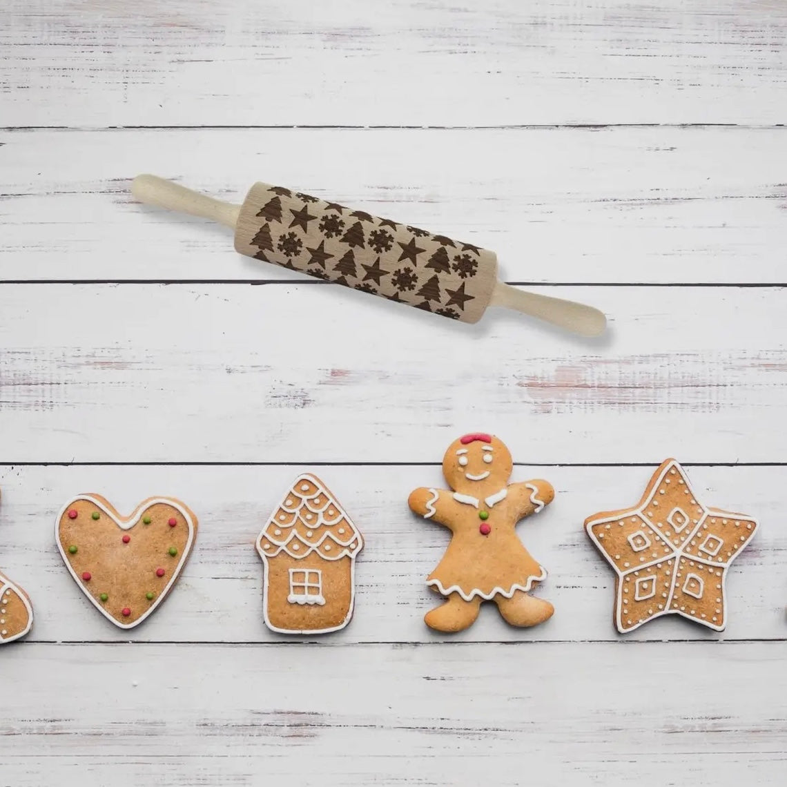CHRISTMAS THEMED ROLLING PIN - Feather & Twigs