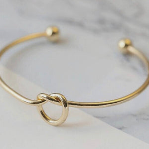 KNOT BRACELET - GOLD AND SILVER OPTIONS