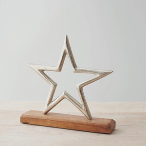 STAR ON WOODEN BASE