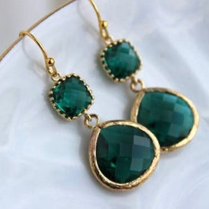 GOLD LARGE EMERALD EARRINGS GOLD