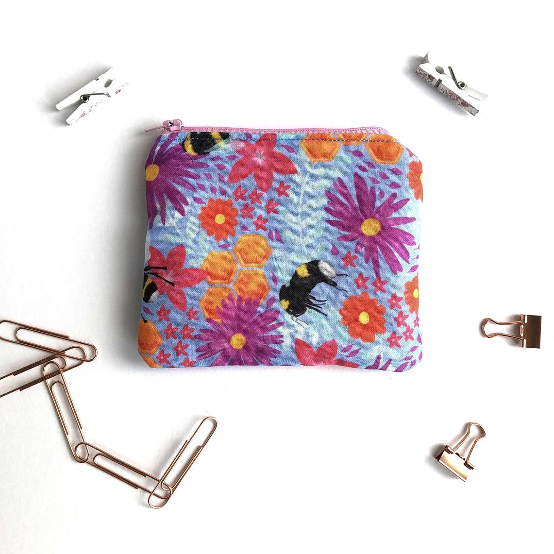 FLOWER AND BEE COIN PURSE