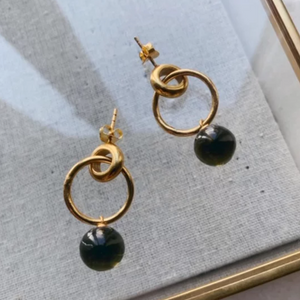 LAYLA EARRINGS - SMOKY