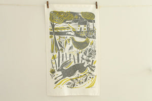 RUNNING HARE TEA TOWEL