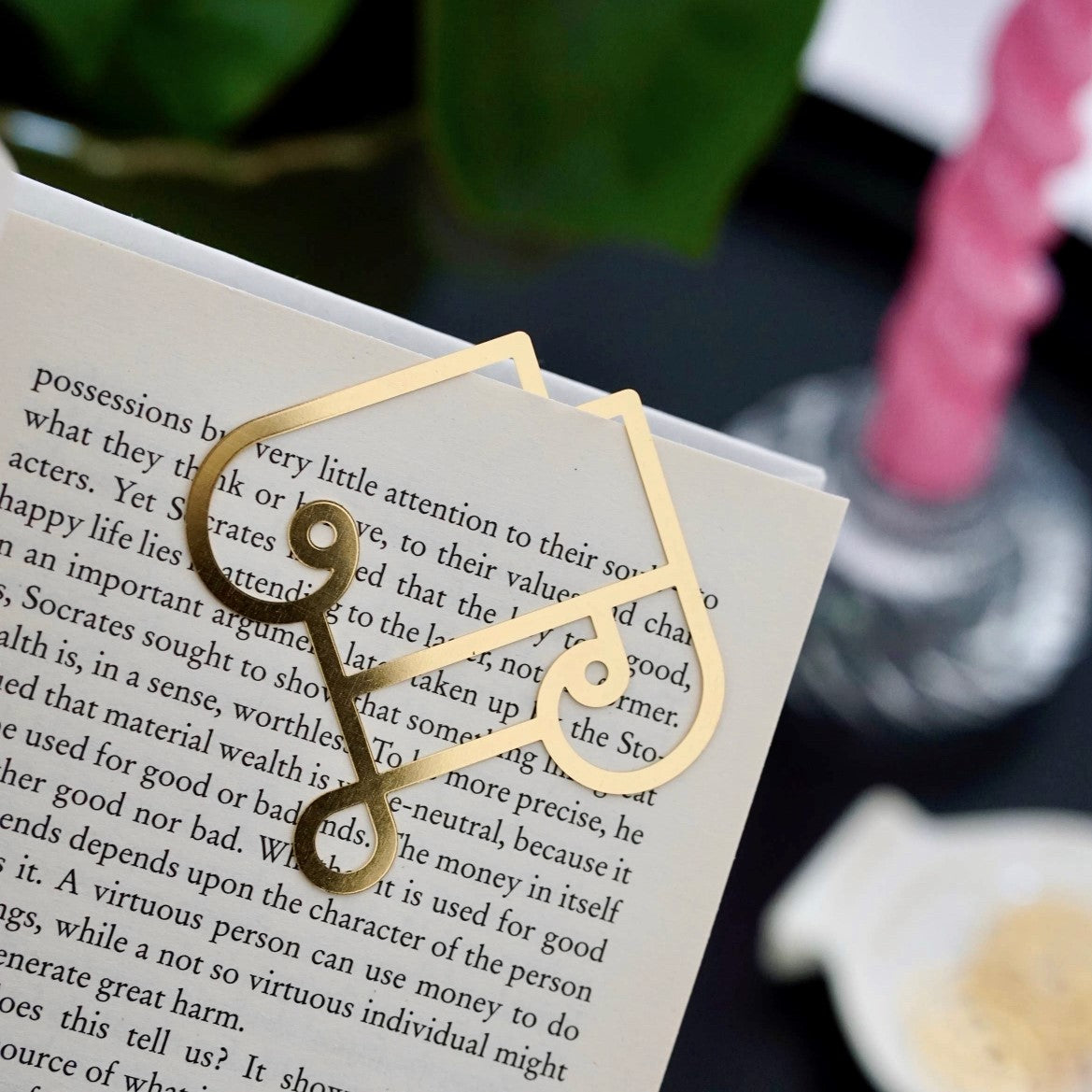 BRASS MOTIF BOOKMARK - Feather & Twigs
