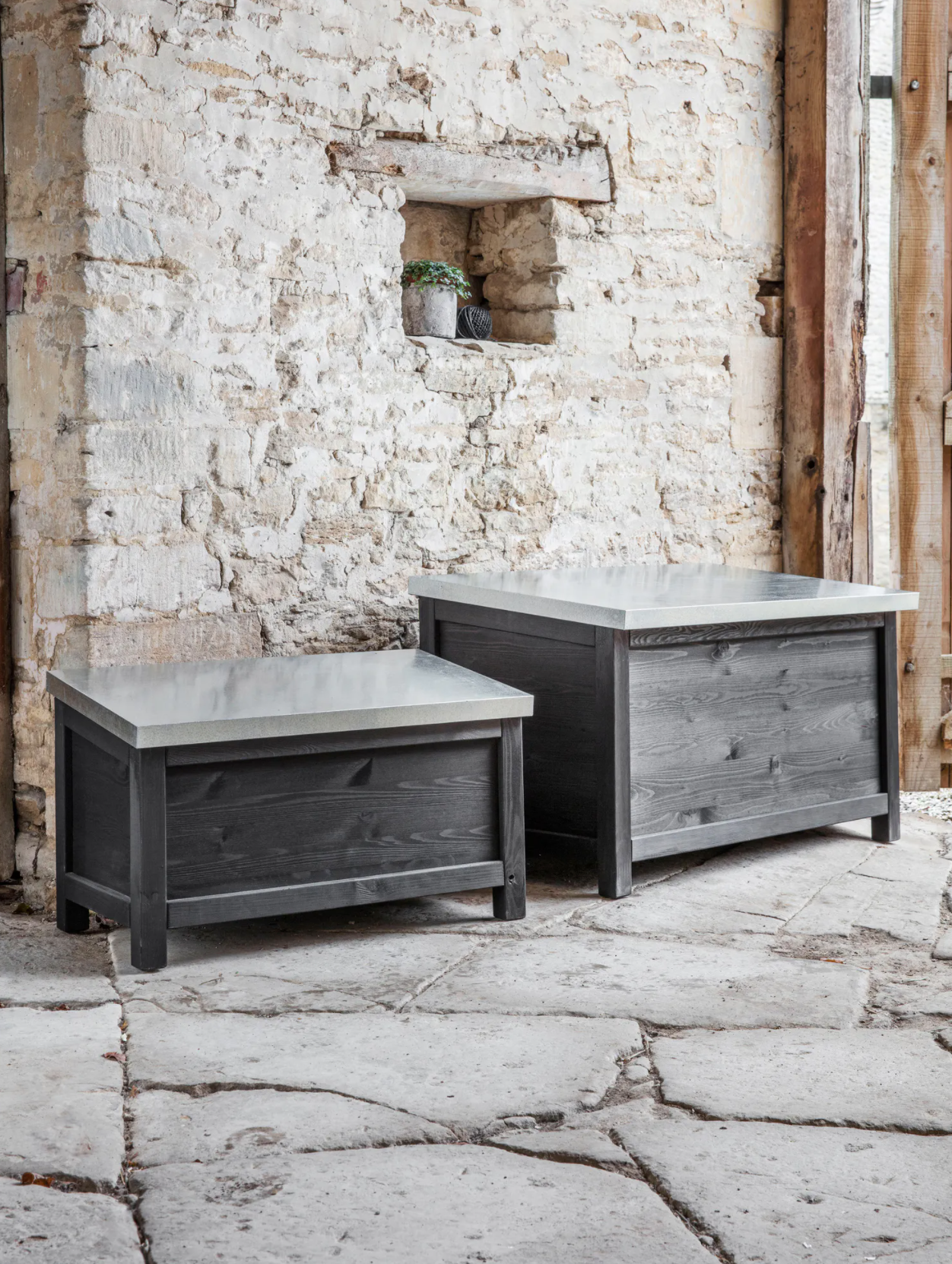 MORETON OUTDOOR STORAGE BOX - LARGE - - Feather & Twigs