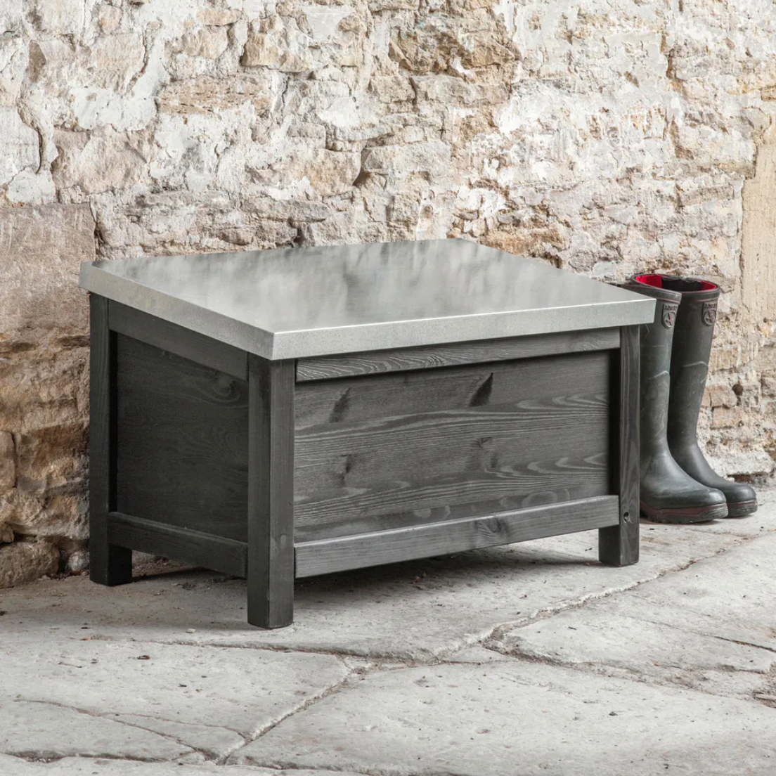 MORETON OUTDOOR STORAGE BOX - SMALL - Feather & Twigs