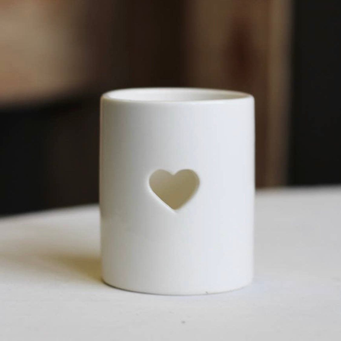 SIMPLE HEART T LIGHT HOLDER