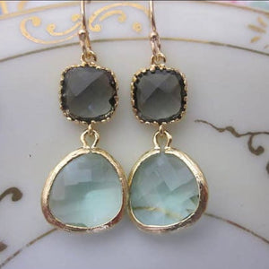CHAMPAGNE CRYSTAL EARRINGS