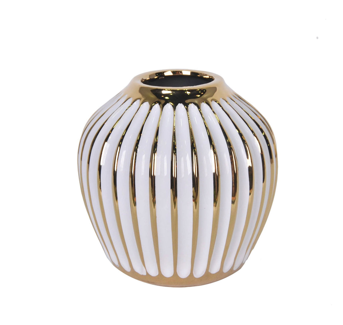 ROUND WHITE AND GOLD VASE