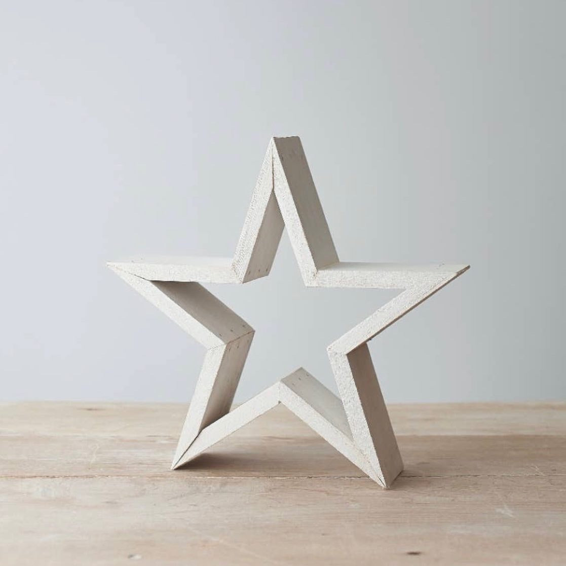 WHITE WOODEN STAR